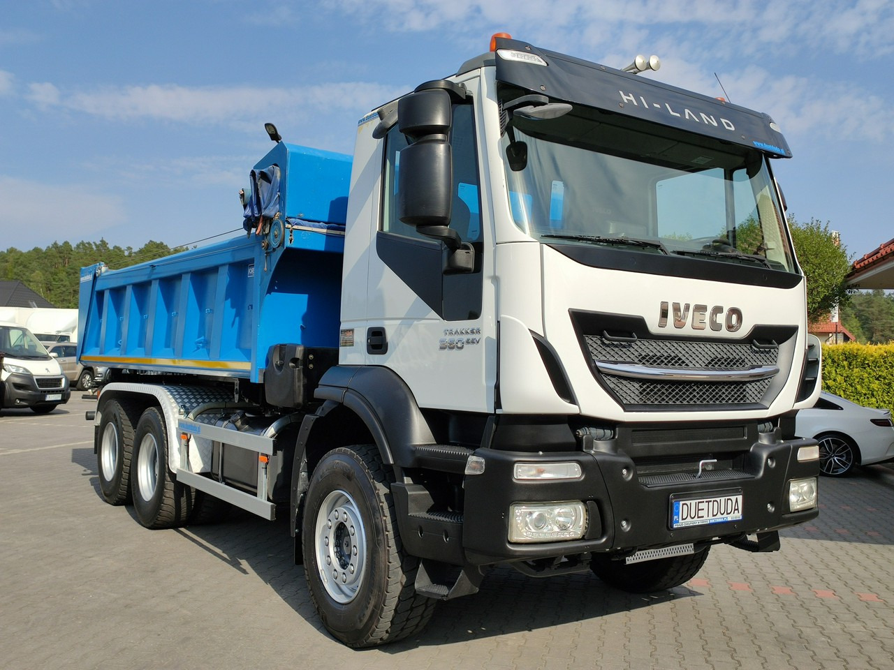 Iveco Trakker 360 EEV Manual 6x4 Wywrot 3-stronny Hydroburta Bok i Tył - Camião basculante: foto 4 Iveco Trakker 360 EEV Manual 6x4 Wywrot 3-stronny Hydroburta Bok i Tył - Camião basculante: foto 4