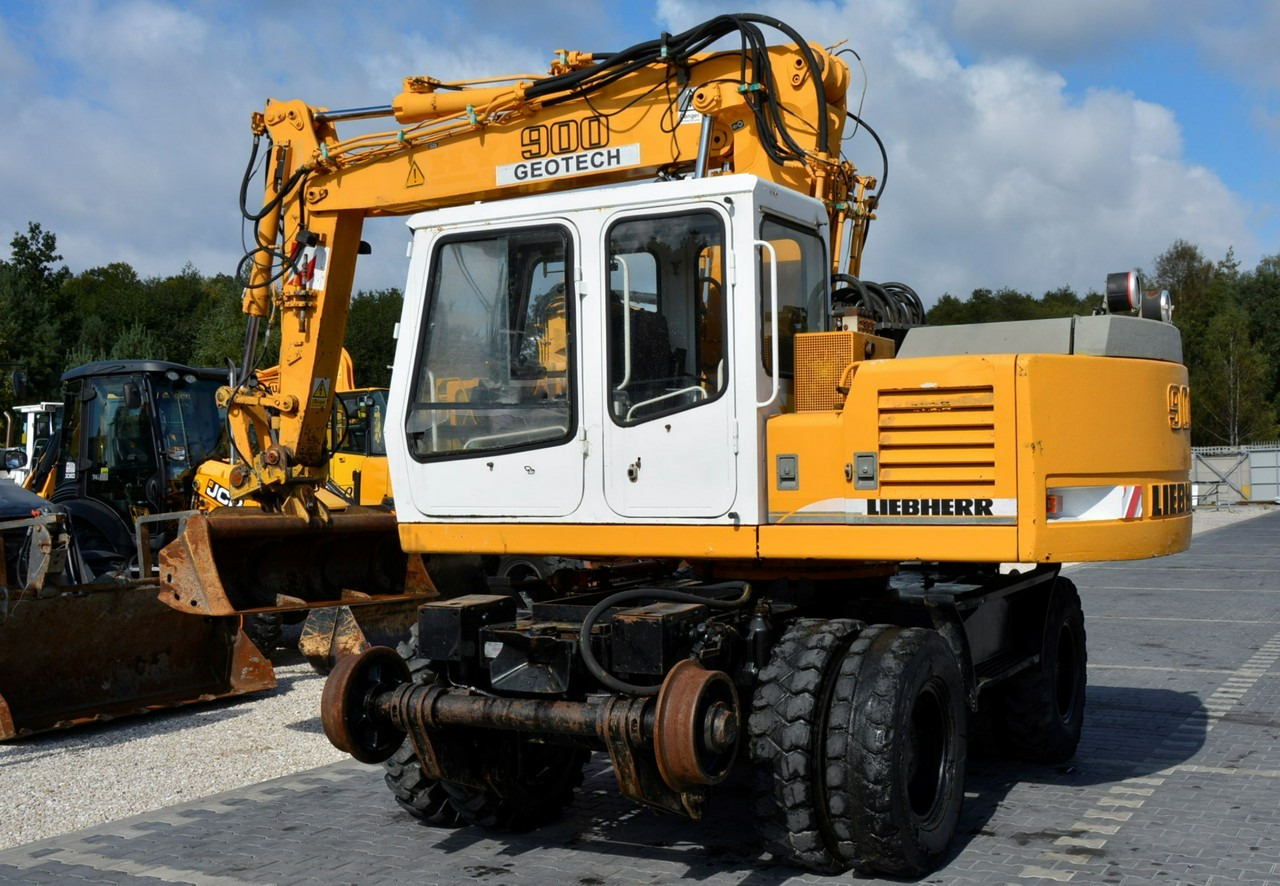 Liebherr A 900 ZW Litronic Koparka + Kolej - Escavadeira de rodas: foto 4 Liebherr A 900 ZW Litronic Koparka + Kolej - Escavadeira de rodas: foto 4