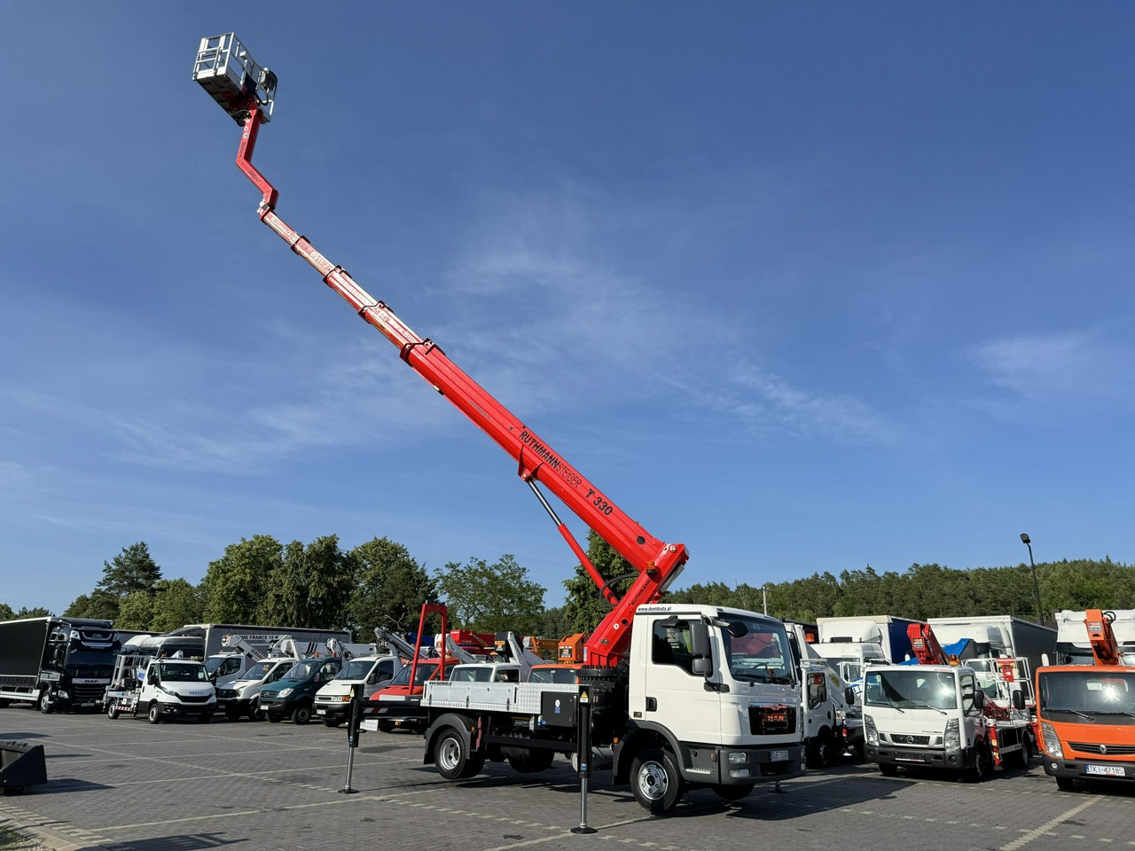 MAN TGL 7.150 Zwyżka Ruthmann T330 33-Metry DMC 7500KG 21m w Bok - Caminhão com plataforma aérea: foto 1 MAN TGL 7.150 Zwyżka Ruthmann T330 33-Metry DMC 7500KG 21m w Bok - Caminhão com plataforma aérea: foto 1