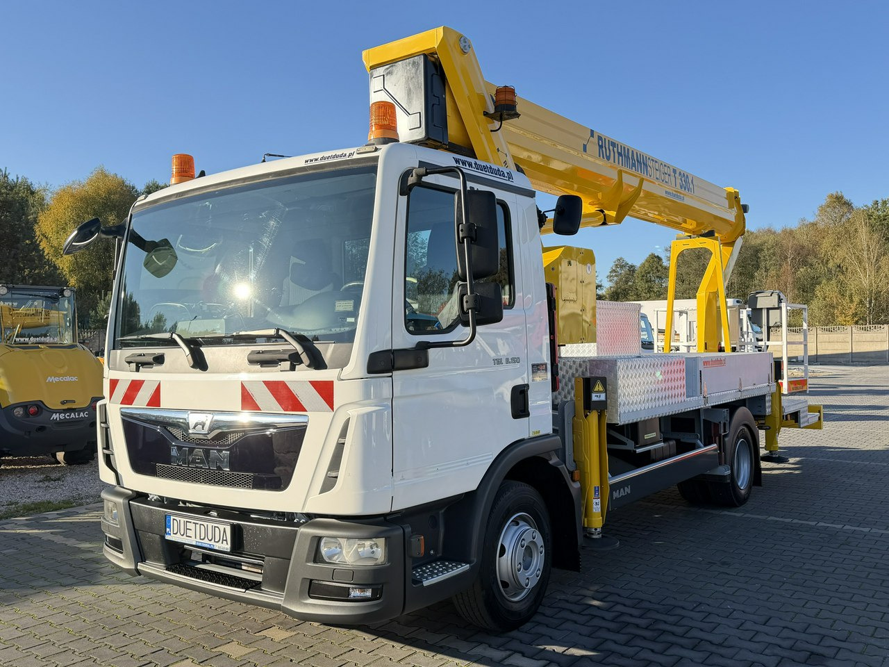 MAN TGL 7.150 Zwyżka Ruthmann T330 33-Metry w bok 21m Mały przebieg - Caminhão com plataforma aérea: foto 5 MAN TGL 7.150 Zwyżka Ruthmann T330 33-Metry w bok 21m Mały przebieg - Caminhão com plataforma aérea: foto 5