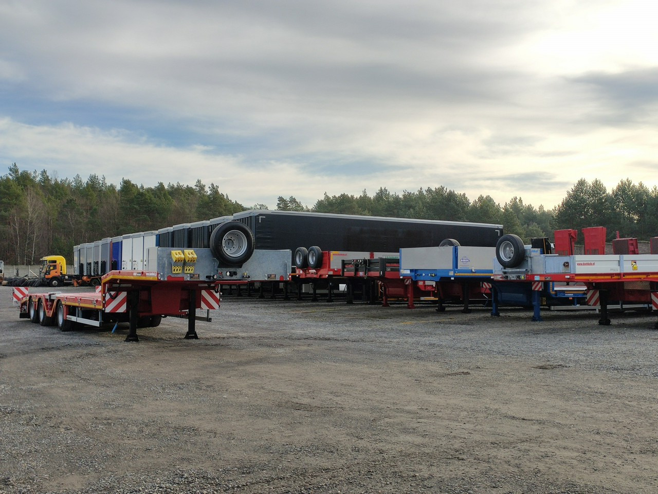 MAX Trailer 3-Osie Oś skrętna Oś Podnoszona Nooteboom - Semi-reboque baixa: foto 3 MAX Trailer 3-Osie Oś skrętna Oś Podnoszona Nooteboom - Semi-reboque baixa: foto 3