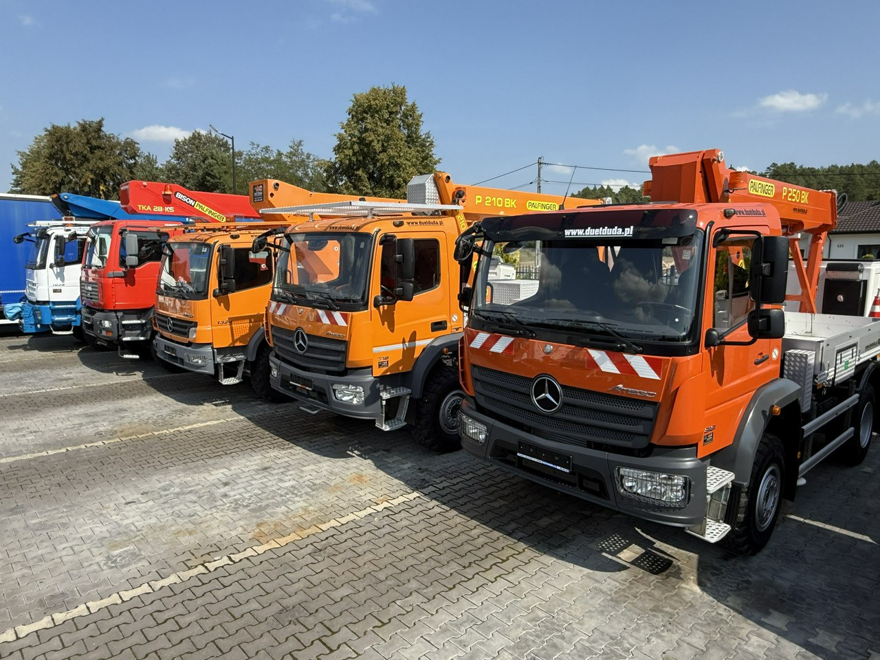 Mercedes Atego 818 E6 4x4 Zwyżka PALFINGER P250 BK Podnośnik Koszowy - Caminhão com plataforma aérea: foto 3 Mercedes Atego 818 E6 4x4 Zwyżka PALFINGER P250 BK Podnośnik Koszowy - Caminhão com plataforma aérea: foto 3