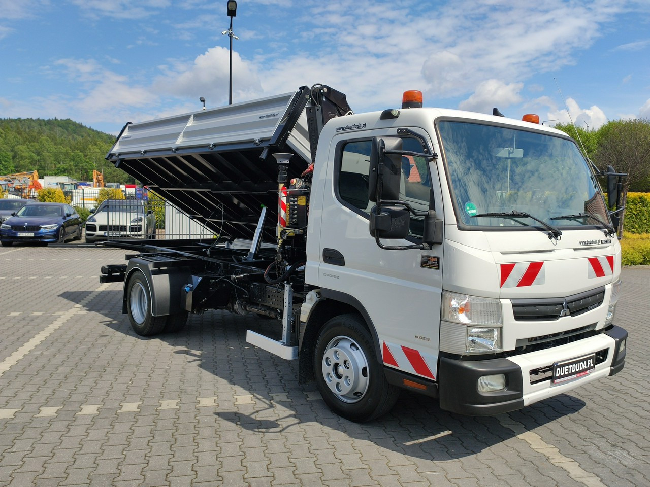 Mitsubishi Canter Fuso 9C18 3.0/180KM Automat, HDS FASSI F30 Wywrotka 3-str - Camião basculante, Camião grua: foto 4 Mitsubishi Canter Fuso 9C18 3.0/180KM Automat, HDS FASSI F30 Wywrotka 3-str - Camião basculante, Camião grua: foto 4
