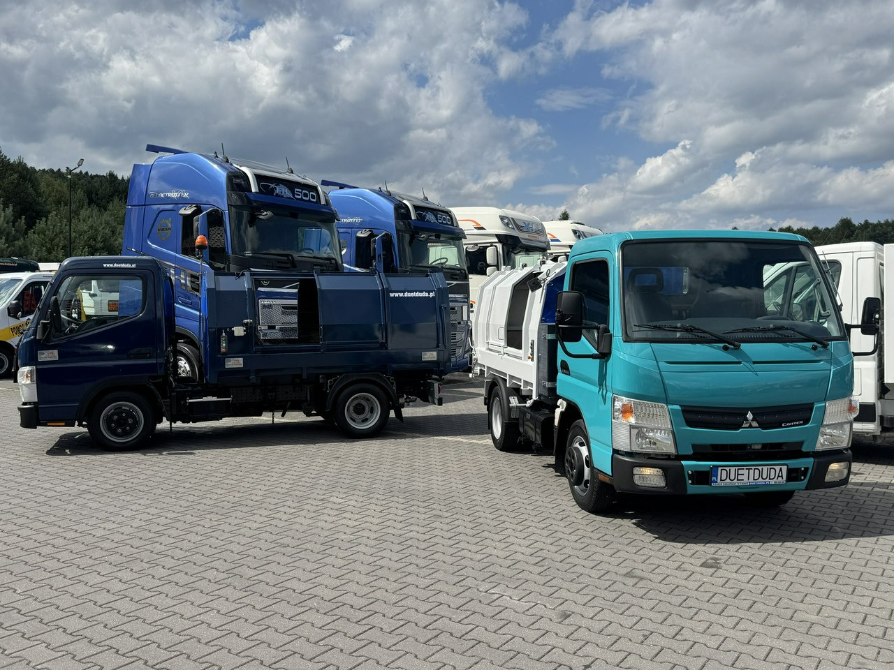 Mitsubishi Canter - Caminhão de lixo: foto 4 Mitsubishi Canter - Caminhão de lixo: foto 4