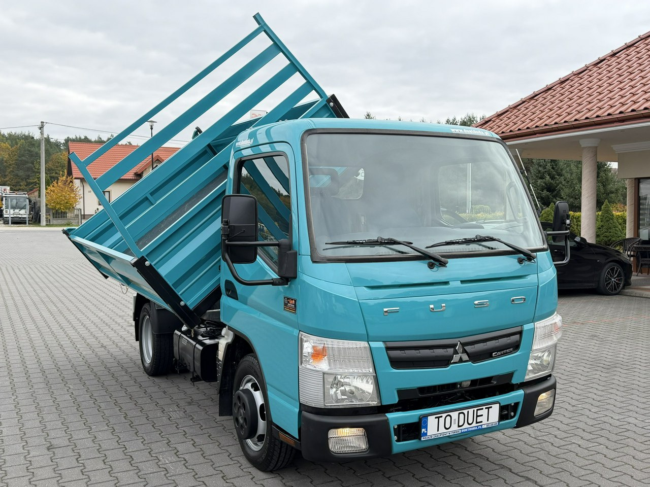 Mitsubishi Canter - Carrinha basculante: foto 2 Mitsubishi Canter - Carrinha basculante: foto 2