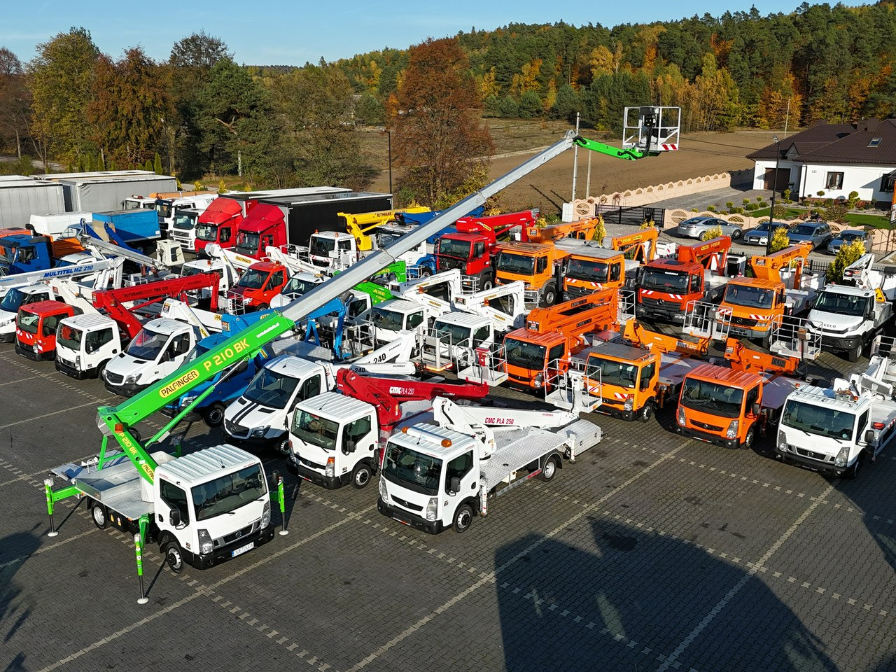 Nissan Cabstar Zwyżka Podnośnik Koszowy PALFINGER P210 BK UDT - Caminhão com plataforma aérea: foto 4 Nissan Cabstar Zwyżka Podnośnik Koszowy PALFINGER P210 BK UDT - Caminhão com plataforma aérea: foto 4