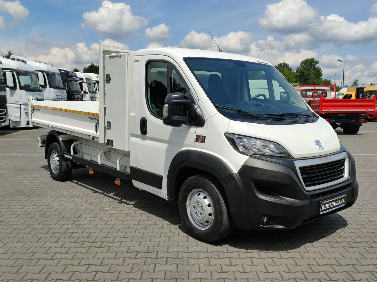 Peugeot Boxer - Carrinha basculante: foto 4 Peugeot Boxer - Carrinha basculante: foto 4