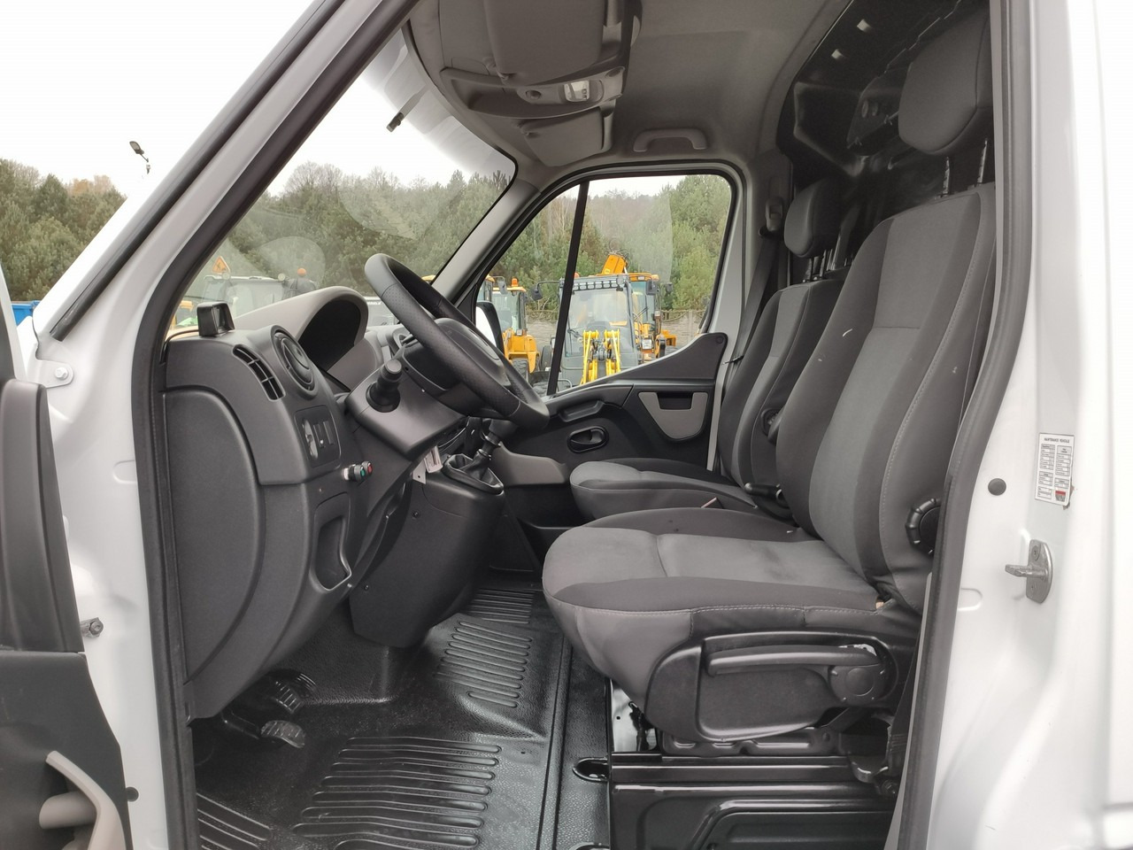Caminhão com plataforma aérea Renault Master: foto 29