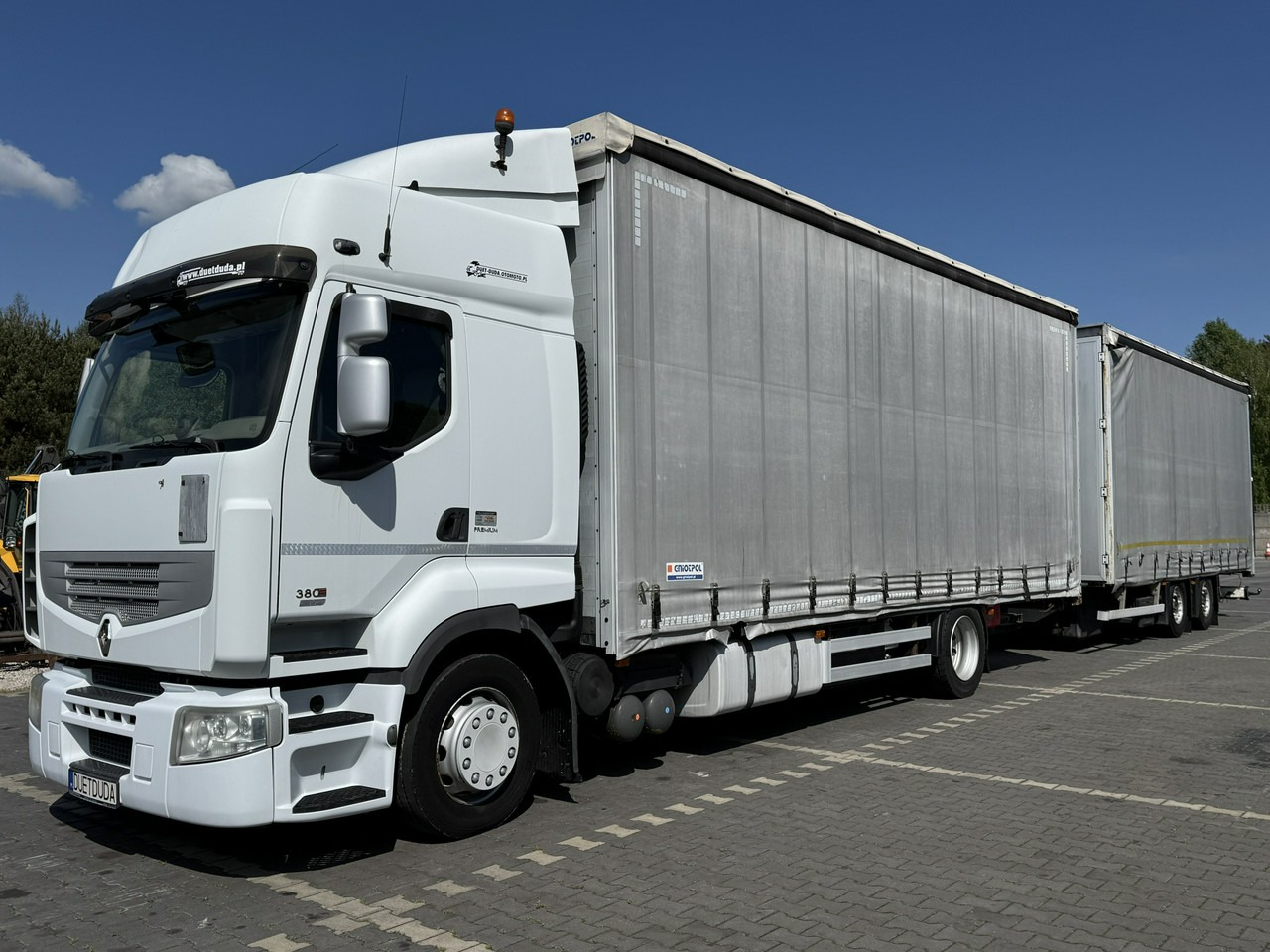 Renault Premium 380 DXi Euro 5 Firana 19 Palet Dach Zsuwany 18ton DMC - Camião de lona: foto 1 Renault Premium 380 DXi Euro 5 Firana 19 Palet Dach Zsuwany 18ton DMC - Camião de lona: foto 1