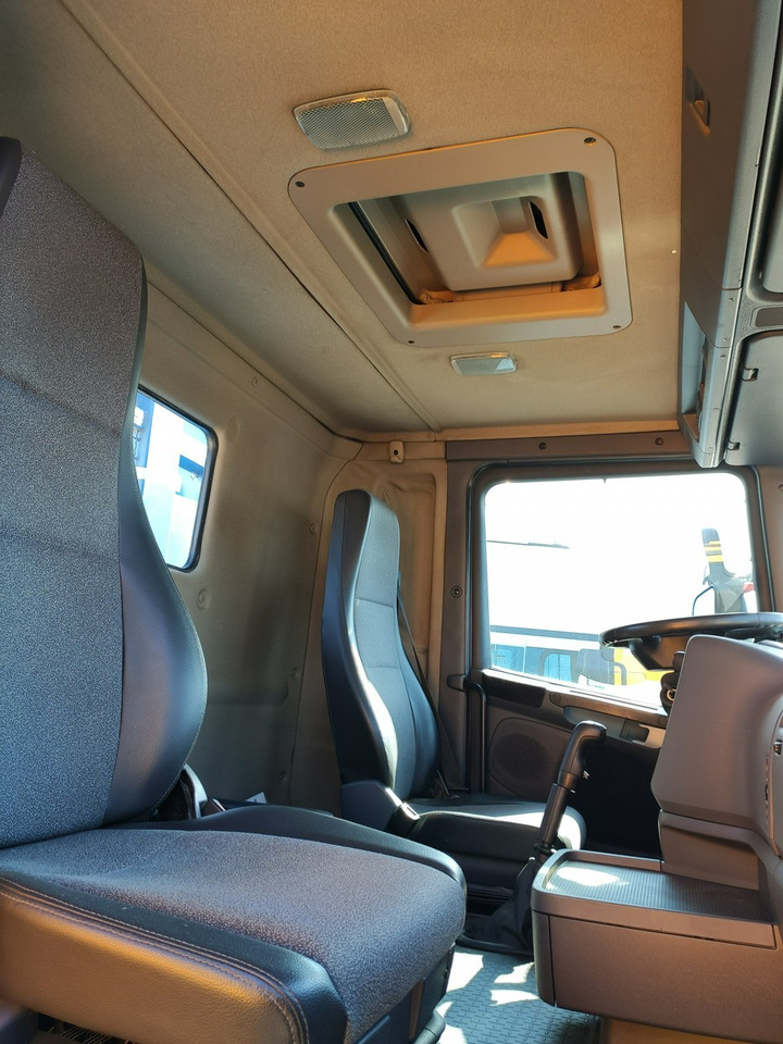 Camião de caixa aberta/ Plataforma, Camião grua Scania R 400 LB 6x2 HDS Budowlanka Widły Oś Skrętna Super Stan: foto 29 Camião de caixa aberta/ Plataforma, Camião grua Scania R 400 LB 6x2 HDS Budowlanka Widły Oś Skrętna Super Stan: foto 29