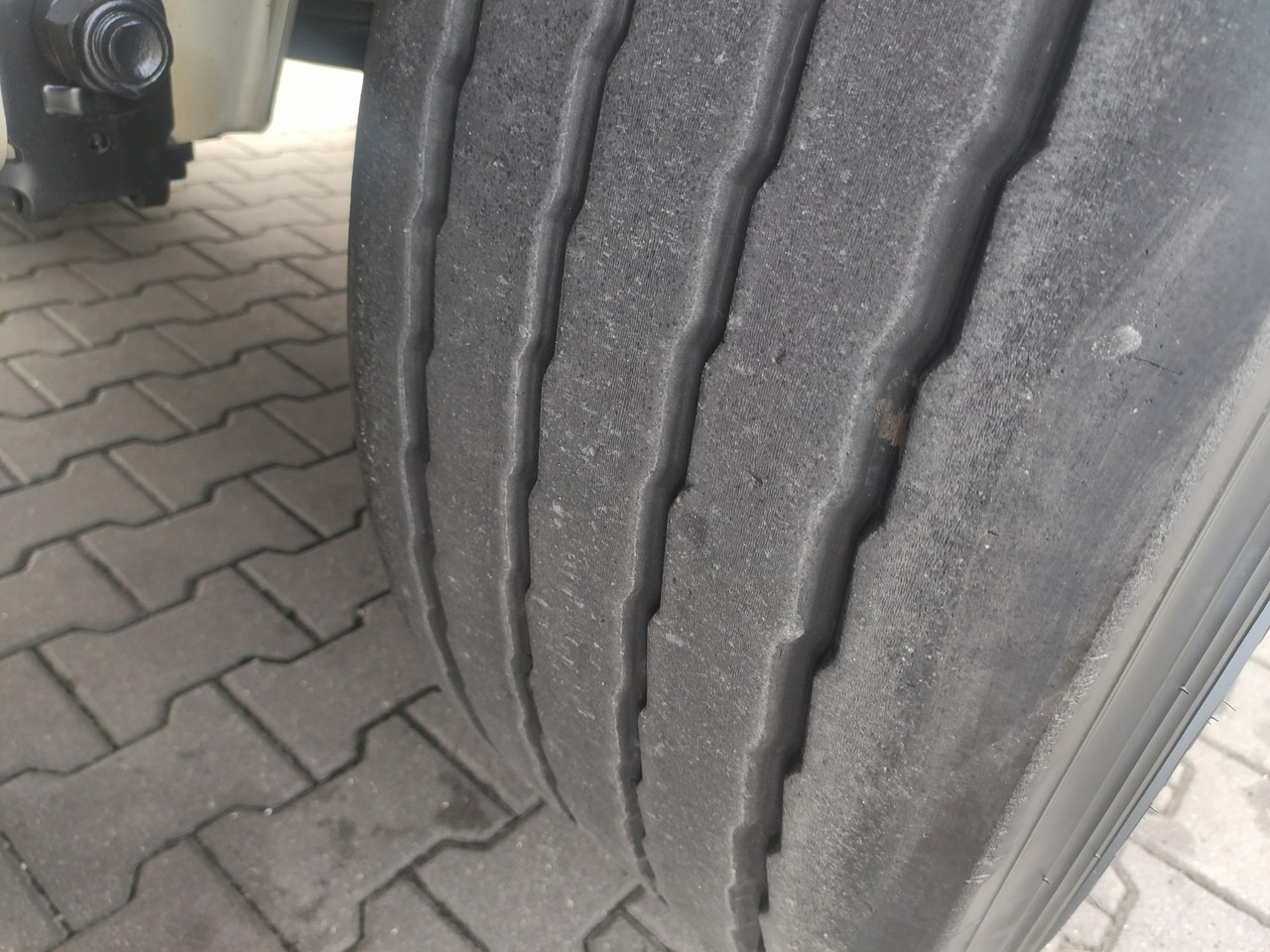 Semi-reboque de lona Schmitz Cargobull SCB Firana Standard Oś Podnoszona Super Stan UNIKAT !!!: foto 23 Semi-reboque de lona Schmitz Cargobull SCB Firana Standard Oś Podnoszona Super Stan UNIKAT !!!: foto 23