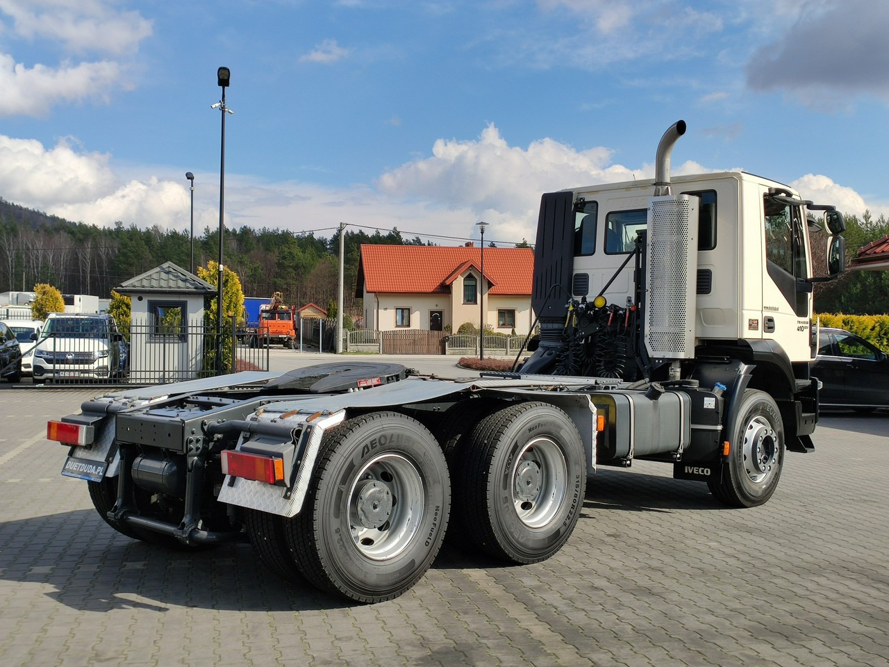 Locação financeira de Iveco Trakker 26.410 6x4 Manual Mały Przebieg tylko-46000km Iveco Trakker 26.410 6x4 Manual Mały Przebieg tylko-46000km: foto 16 Locação financeira de Iveco Trakker 26.410 6x4 Manual Mały Przebieg tylko-46000km Iveco Trakker 26.410 6x4 Manual Mały Przebieg tylko-46000km: foto 16