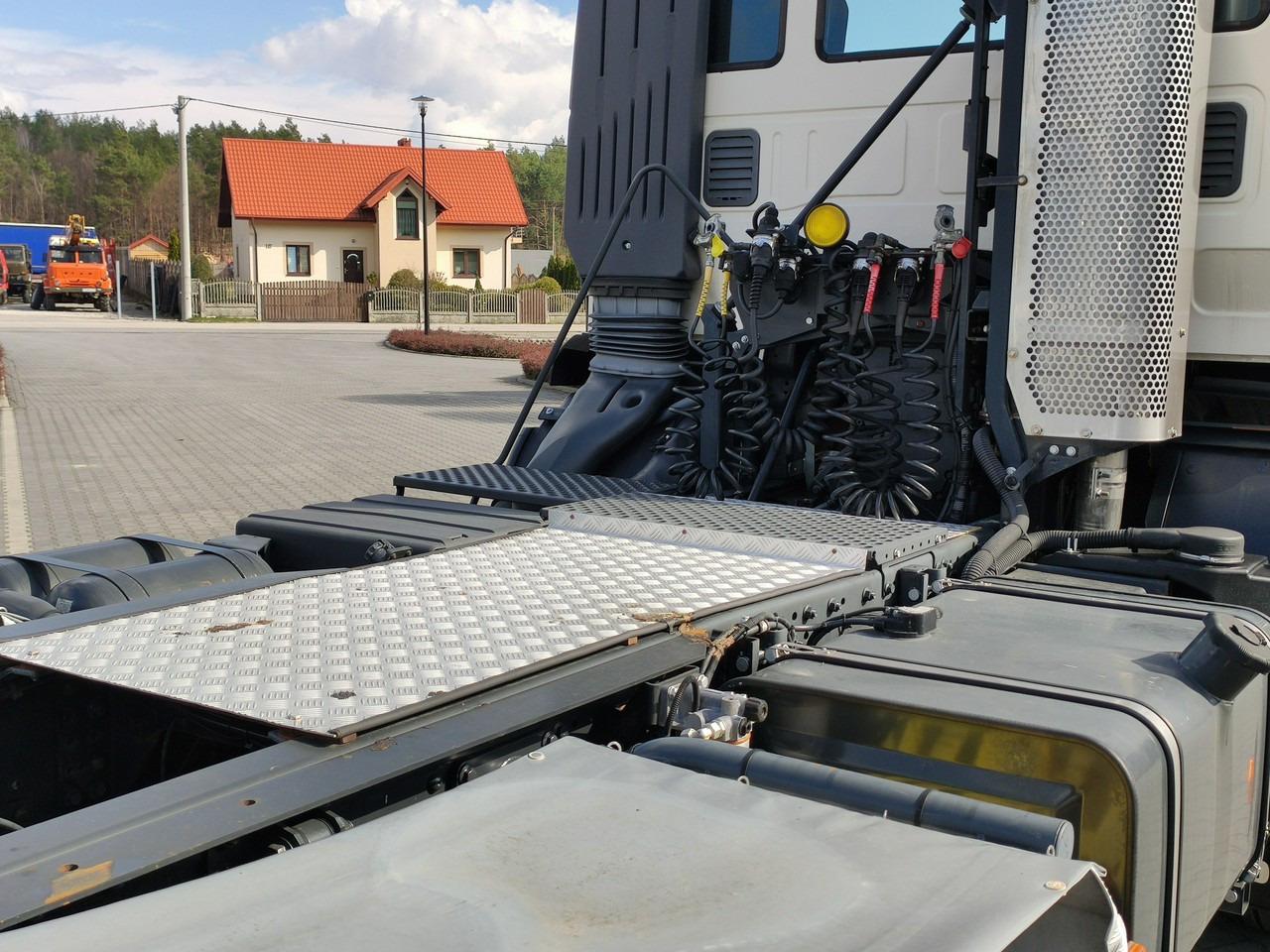 Locação financeira de Iveco Trakker 26.410 6x4 Manual Mały Przebieg tylko-46000km Iveco Trakker 26.410 6x4 Manual Mały Przebieg tylko-46000km: foto 19 Locação financeira de Iveco Trakker 26.410 6x4 Manual Mały Przebieg tylko-46000km Iveco Trakker 26.410 6x4 Manual Mały Przebieg tylko-46000km: foto 19