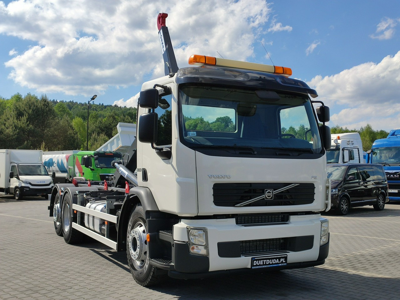 Volvo FE 26.300 Hakowiec Napęd 6x2 Oś Skrętna - Camião polibenne: foto 5 Volvo FE 26.300 Hakowiec Napęd 6x2 Oś Skrętna - Camião polibenne: foto 5