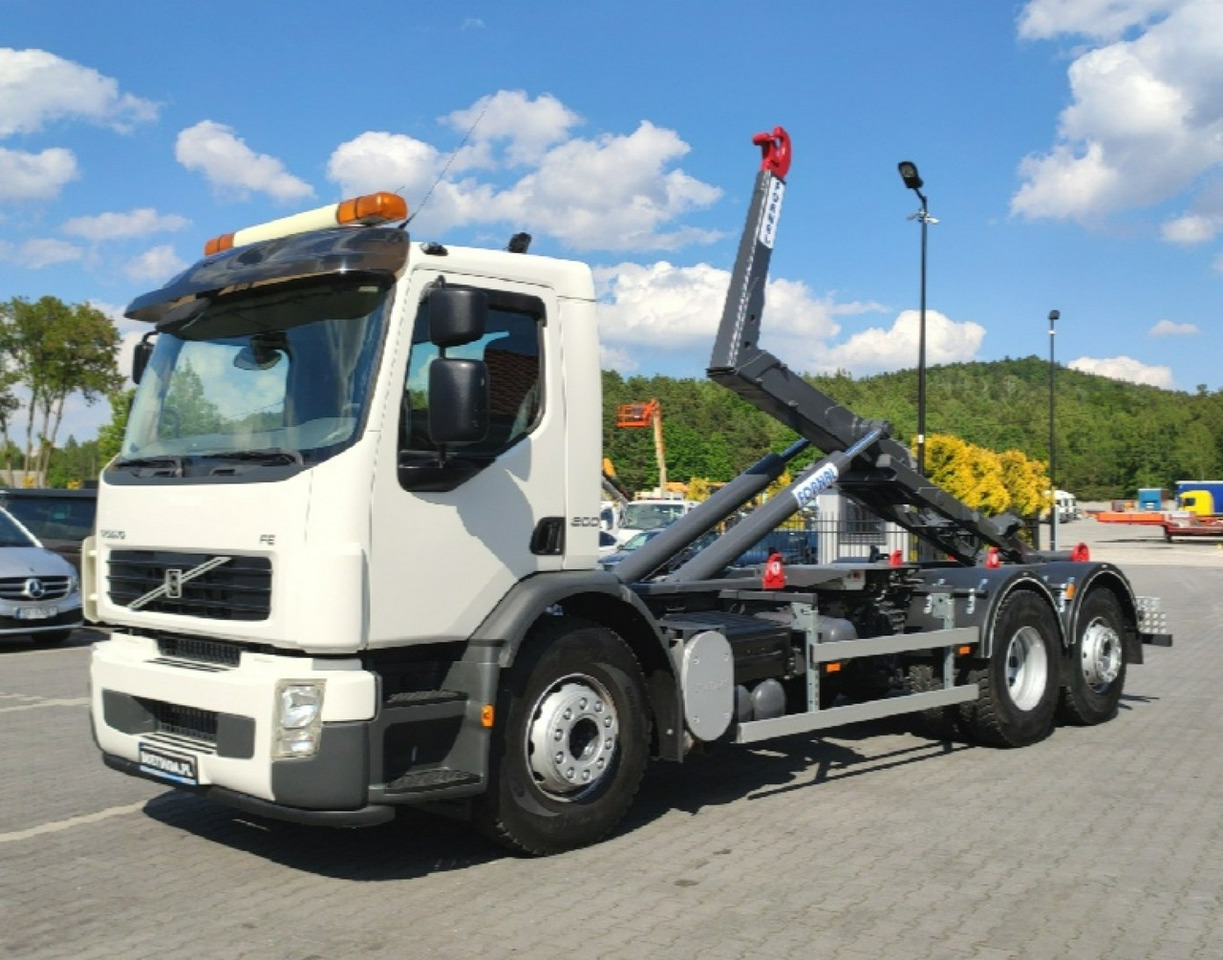 Volvo FE 26.300 Hakowiec Napęd 6x2 Oś Skrętna - Camião polibenne: foto 1 Volvo FE 26.300 Hakowiec Napęd 6x2 Oś Skrętna - Camião polibenne: foto 1