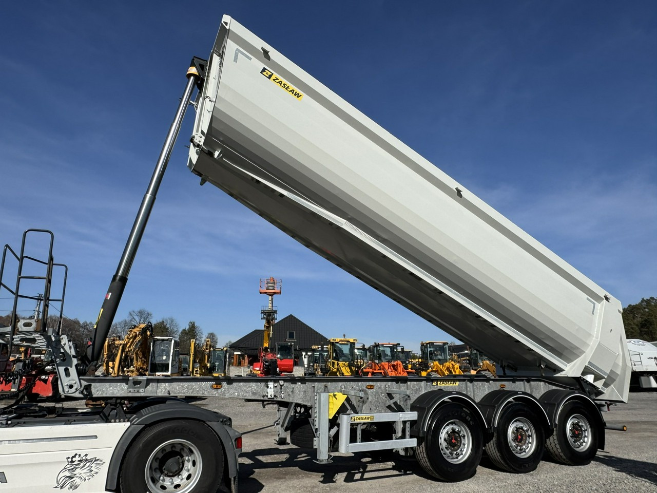 Zasław D-653A Mulda Stalowa Hardox 30m - Semi-reboque basculante: foto 2 Zasław D-653A Mulda Stalowa Hardox 30m - Semi-reboque basculante: foto 2