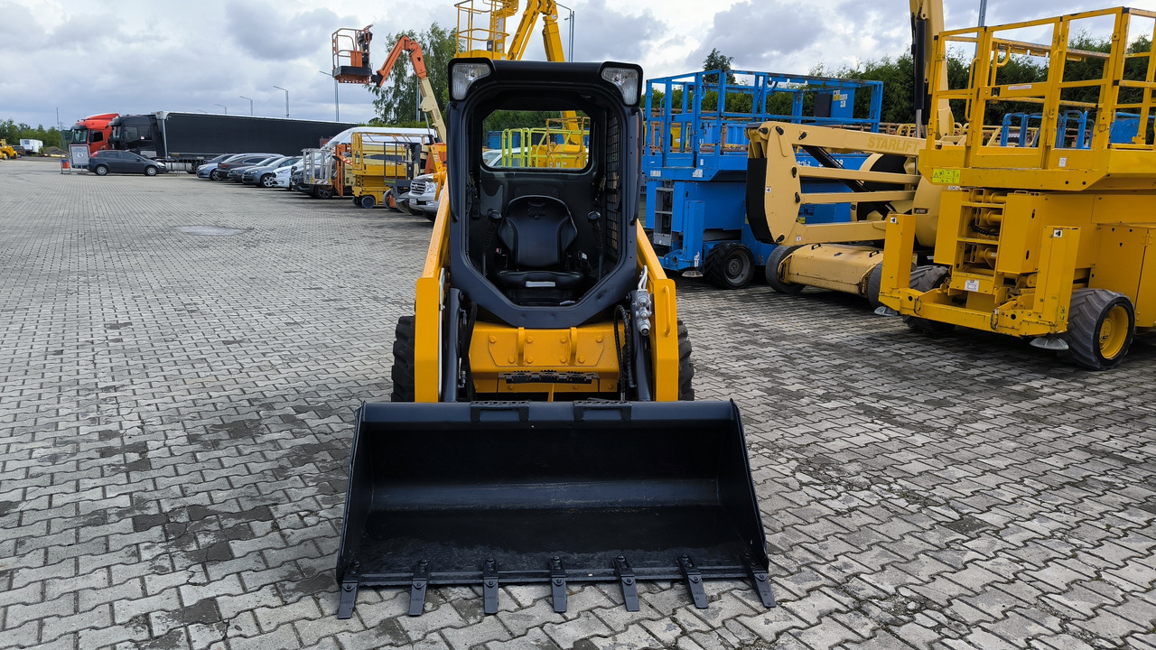 BOBCAT S450 - Mini pá carregadora: foto 2 BOBCAT S450 - Mini pá carregadora: foto 2