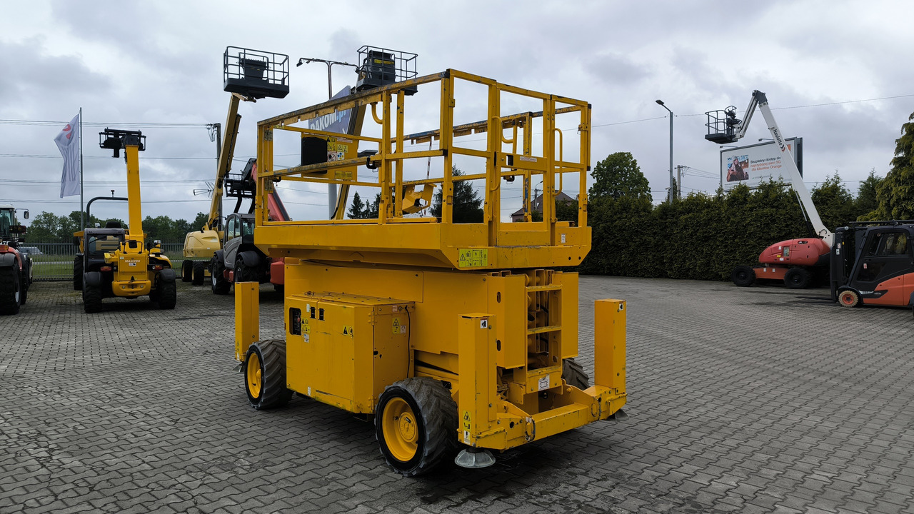 GENIE GS 4069 DC - Plataforma de Tijera/ Plataforma de tesoura: foto 4 GENIE GS 4069 DC - Plataforma de Tijera/ Plataforma de tesoura: foto 4