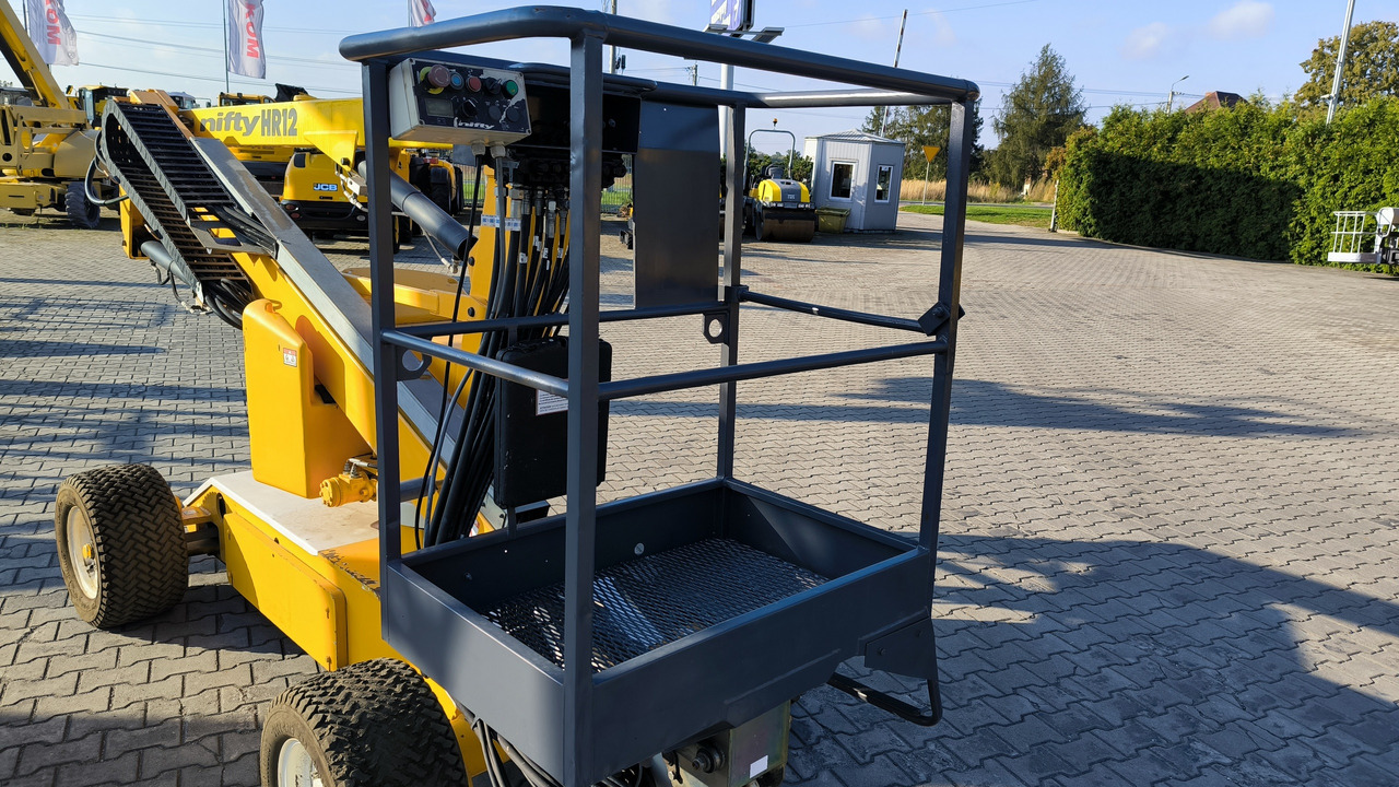 Locação financeira de NIFTYLIFT HR 12 NE NIFTYLIFT HR 12 NE: foto 8 Locação financeira de NIFTYLIFT HR 12 NE NIFTYLIFT HR 12 NE: foto 8