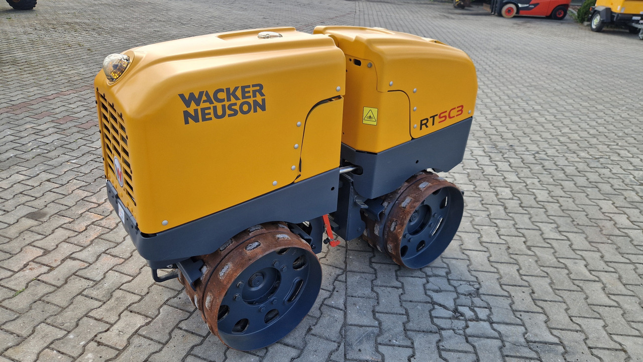 WACKER NEUSON RT SC 3 - Compactador pequeno de asfalto: foto 2 WACKER NEUSON RT SC 3 - Compactador pequeno de asfalto: foto 2