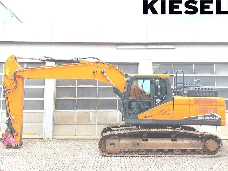 Doosan DX 235 C-7 - Escavadora de rastos: foto 1 Doosan DX 235 C-7 - Escavadora de rastos: foto 1