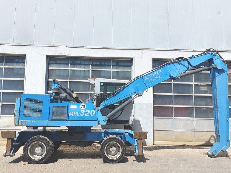 Fuchs MHL 320 D - Manipulador de material: foto 4 Fuchs MHL 320 D - Manipulador de material: foto 4