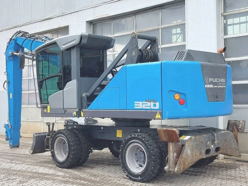Fuchs MHL 320 F - Manipulador de material: foto 3 Fuchs MHL 320 F - Manipulador de material: foto 3