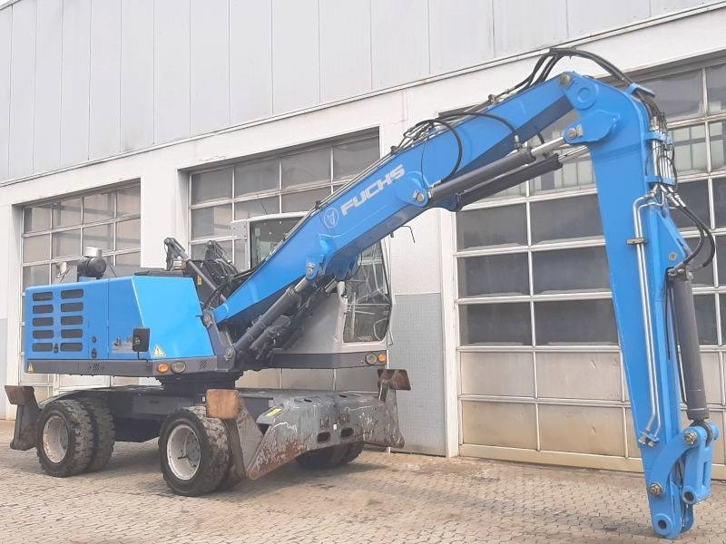 Fuchs MHL 320 F - Manipulador de material: foto 4 Fuchs MHL 320 F - Manipulador de material: foto 4