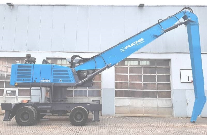 Fuchs MHL 350 F Pylon - Manipulador de material: foto 5 Fuchs MHL 350 F Pylon - Manipulador de material: foto 5