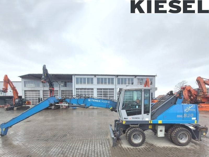 Fuchs MHL 820 D Elektro - Manipulador de material: foto 1 Fuchs MHL 820 D Elektro - Manipulador de material: foto 1