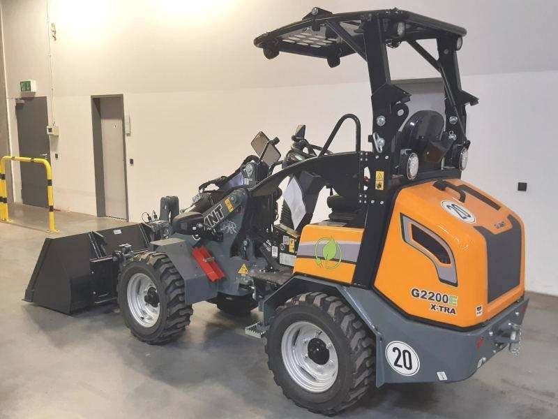 Giant G 2200 E X-Tra Elektro / electric - Mini pá carregadora: foto 3 Giant G 2200 E X-Tra Elektro / electric - Mini pá carregadora: foto 3