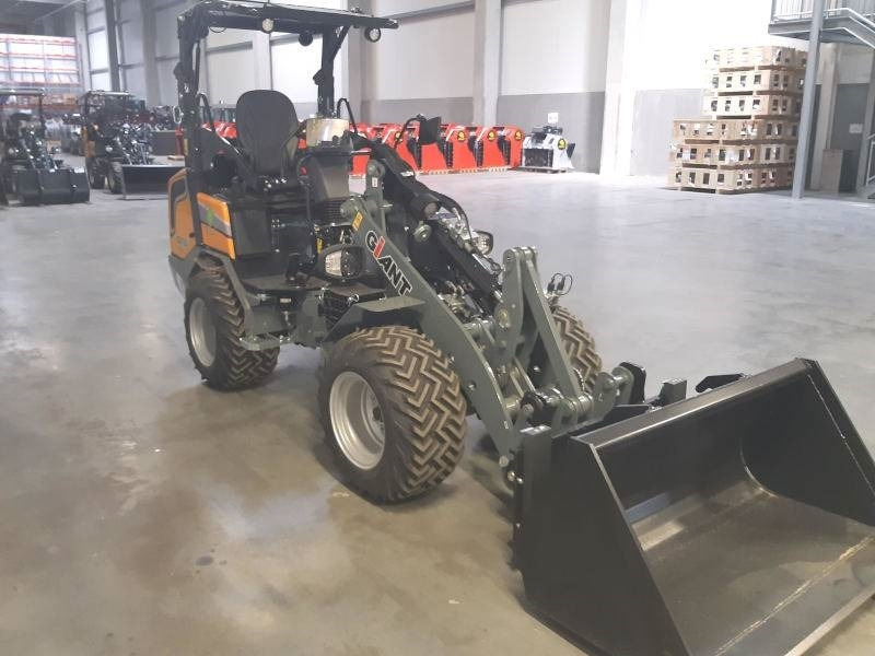 Giant G 2700 E X-Tra Elektro / electric - Mini pá carregadora: foto 4 Giant G 2700 E X-Tra Elektro / electric - Mini pá carregadora: foto 4