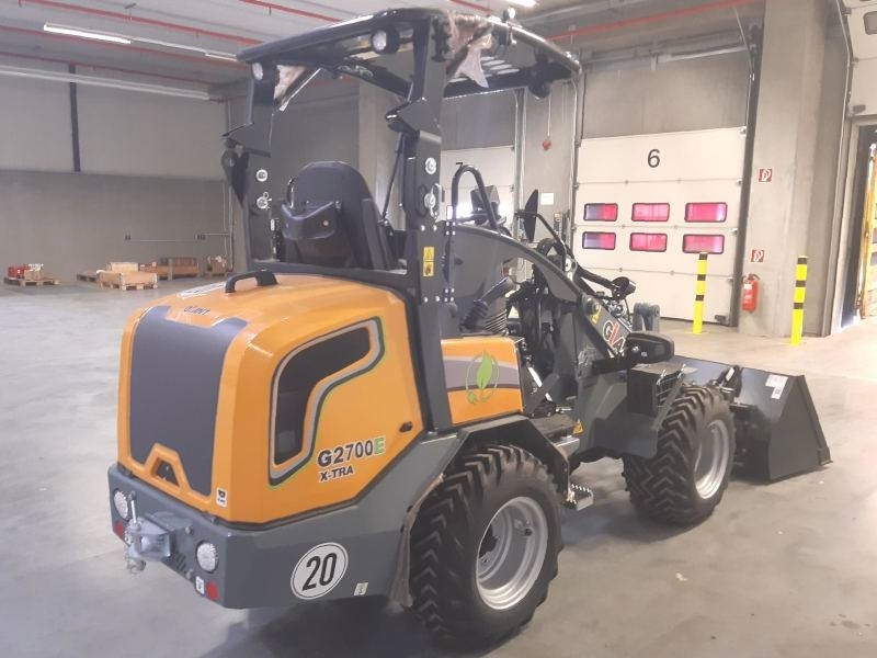 Giant G 2700 E X-Tra Elektro / electric - Mini pá carregadora: foto 5 Giant G 2700 E X-Tra Elektro / electric - Mini pá carregadora: foto 5