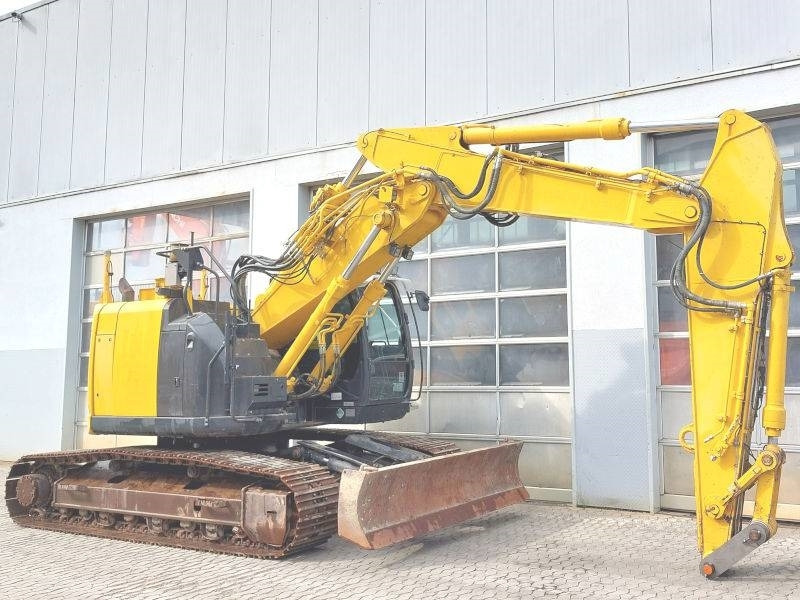 Hitachi ZX 225 US LC-6 - Escavadora de rastos: foto 4 Hitachi ZX 225 US LC-6 - Escavadora de rastos: foto 4