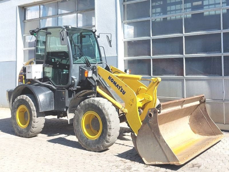 Komatsu WA 100 M-7 - Mini pá carregadora: foto 4 Komatsu WA 100 M-7 - Mini pá carregadora: foto 4