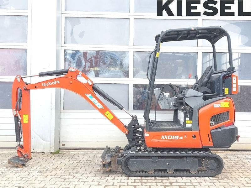 Kubota KX019-4 LPG - Mini escavadeira: foto 1 Kubota KX019-4 LPG - Mini escavadeira: foto 1
