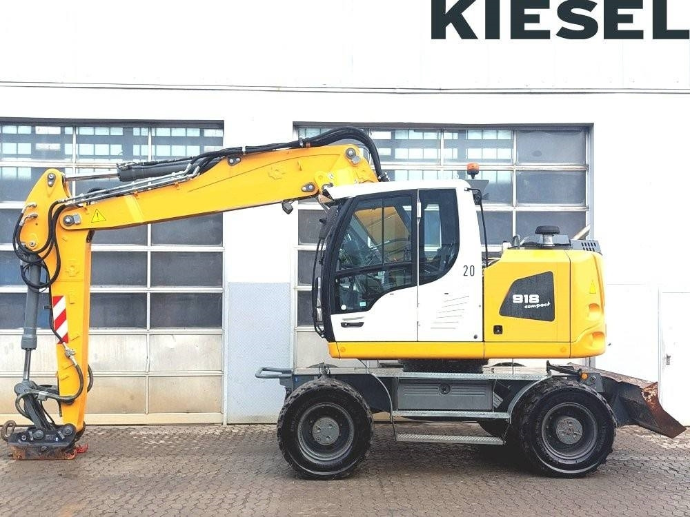 Liebherr A 918 - Escavadeira de rodas: foto 1 Liebherr A 918 - Escavadeira de rodas: foto 1