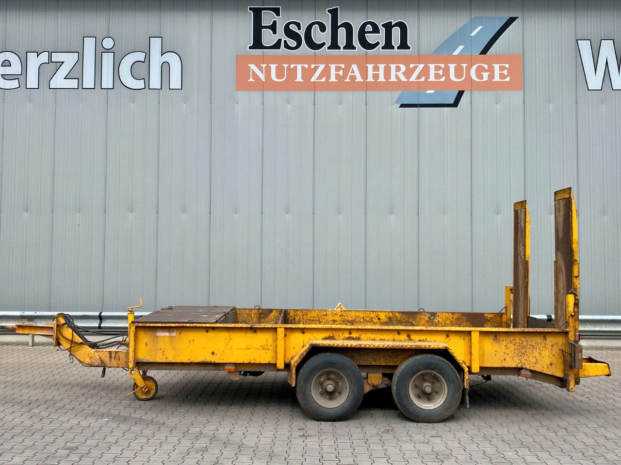 Blomenröhr Anhänger Tieflader | Ladehöhe: ca. 600mm*Blatt - Reboque baixa: foto 2 Blomenröhr Anhänger Tieflader | Ladehöhe: ca. 600mm*Blatt - Reboque baixa: foto 2