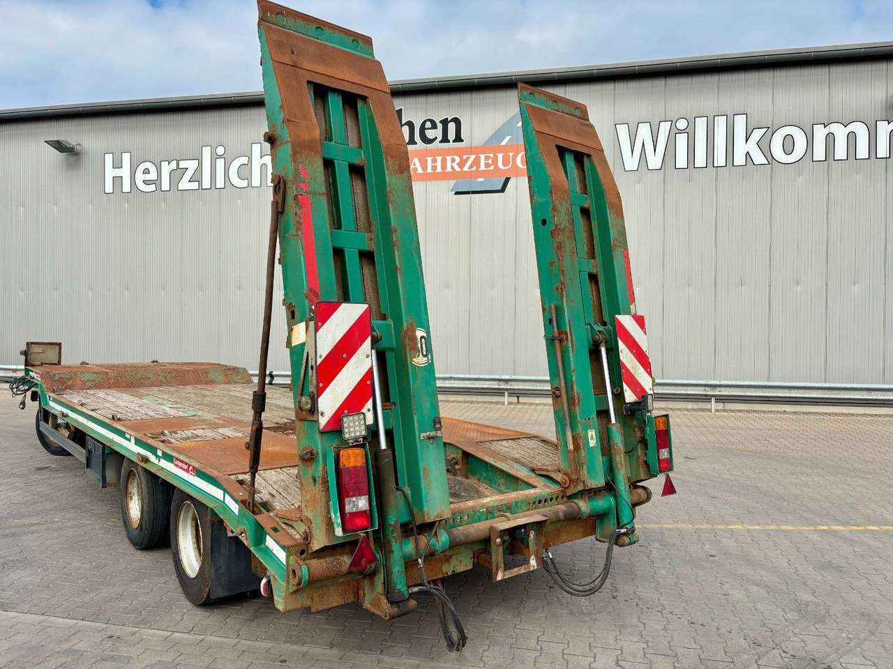 Langendorf Anhänger | hydraulische Rampen*Blatt*BPW-Achsen - Reboque baixa: foto 4 Langendorf Anhänger | hydraulische Rampen*Blatt*BPW-Achsen - Reboque baixa: foto 4