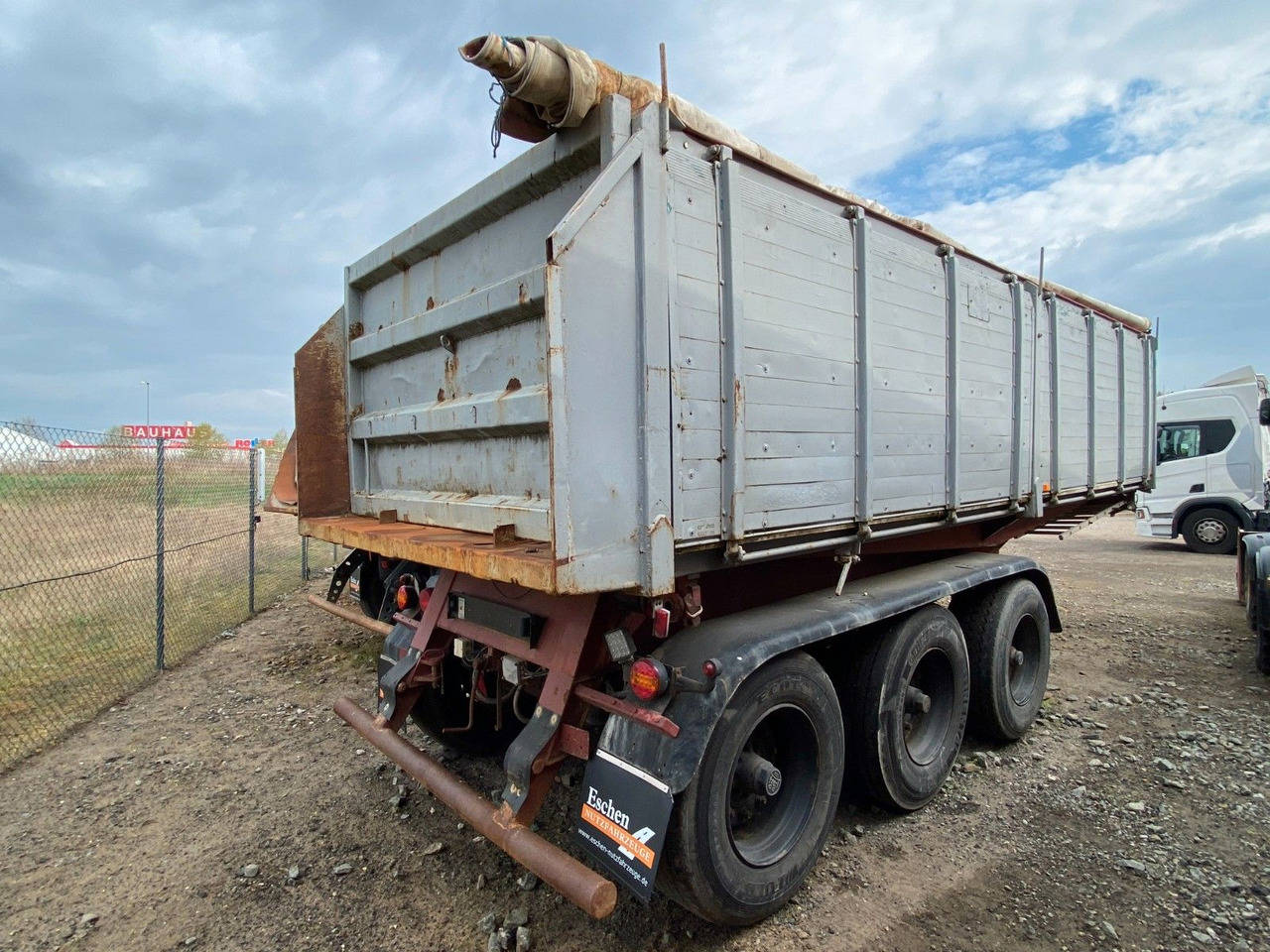Langendorf SK 24/27 | Stahl 22m³*Luft-Lift*Rollplane*BPW - Semi-reboque basculante: foto 3 Langendorf SK 24/27 | Stahl 22m³*Luft-Lift*Rollplane*BPW - Semi-reboque basculante: foto 3