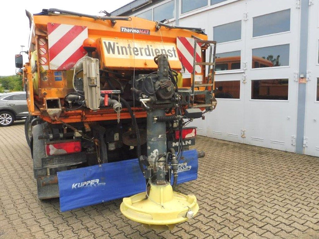 MAN TGM 13.240 4x4 BL - Camião basculante: foto 2 MAN TGM 13.240 4x4 BL - Camião basculante: foto 2