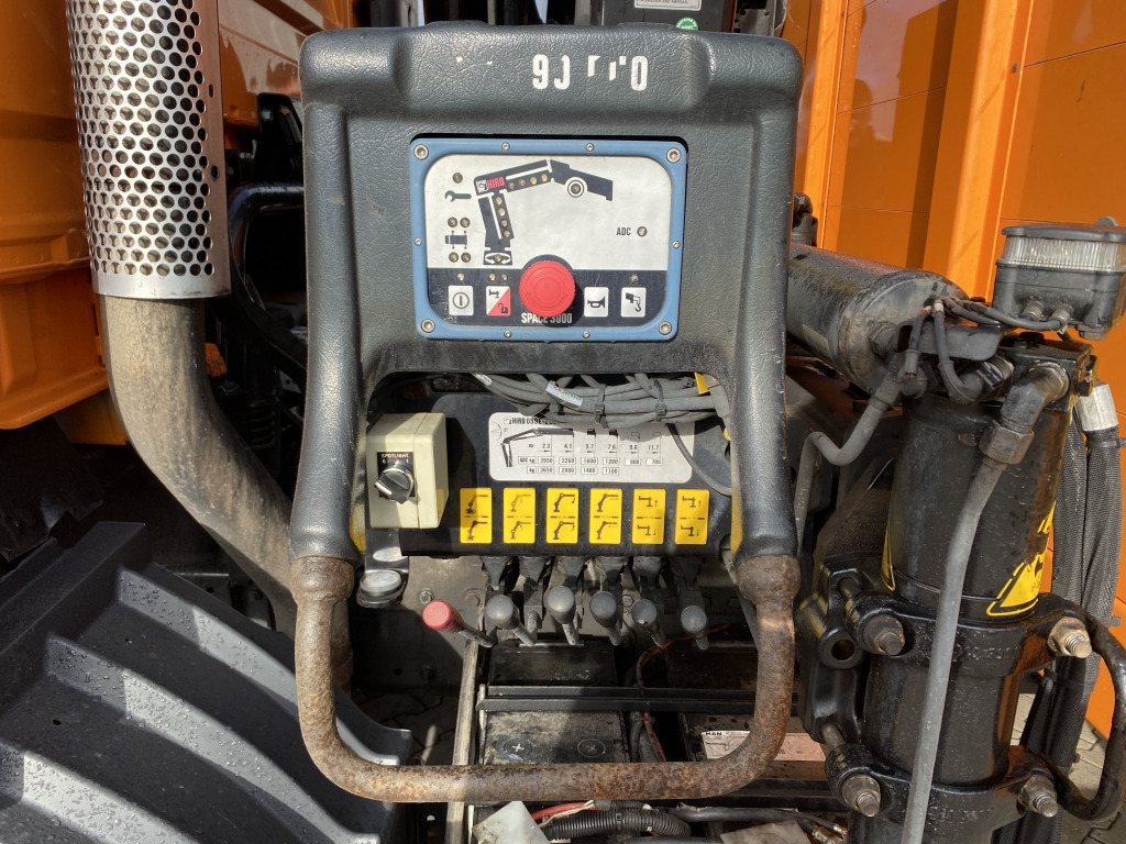 MAN TGM 15.290 4x2 BL / HIAB Faltkran - Camião de caixa aberta/ Plataforma, Camião grua: foto 2 MAN TGM 15.290 4x2 BL / HIAB Faltkran - Camião de caixa aberta/ Plataforma, Camião grua: foto 2