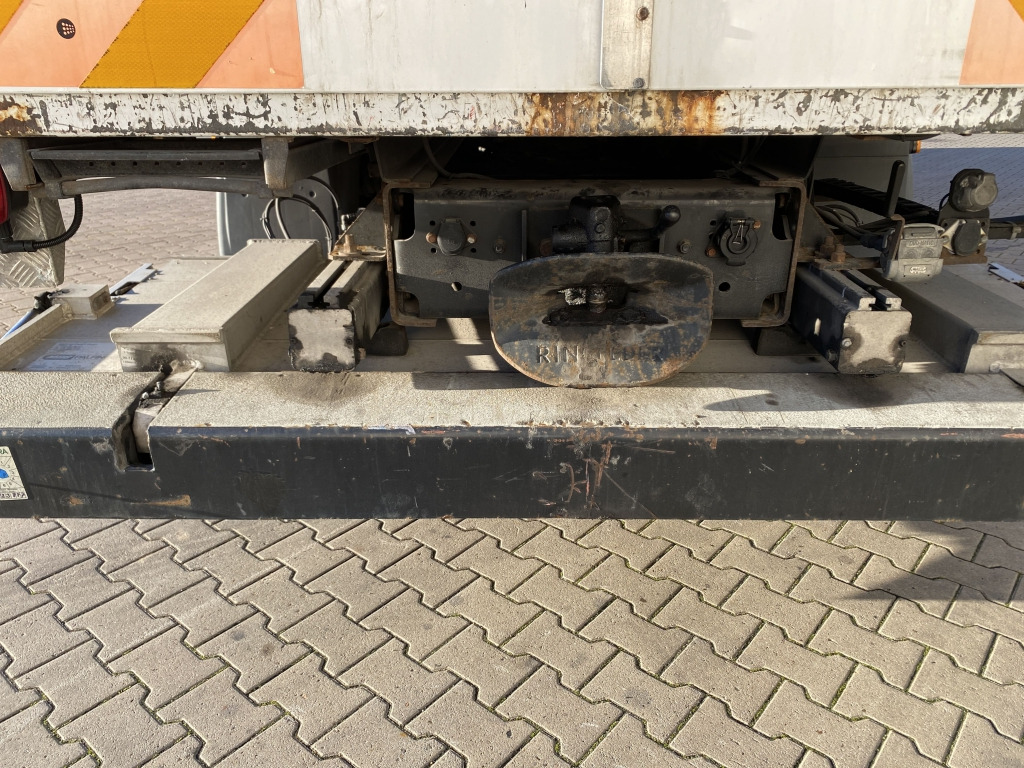 MAN TGX 26.400 6x2-2 LL / MBB-LBW - Camião furgão: foto 2 MAN TGX 26.400 6x2-2 LL / MBB-LBW - Camião furgão: foto 2