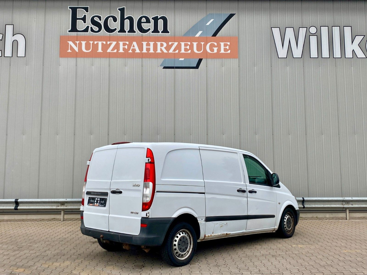 Mercedes-Benz 111 CDI Vito Kompakt Kastenwagen Seitentür - Furgão compacto: foto 5 Mercedes-Benz 111 CDI Vito Kompakt Kastenwagen Seitentür - Furgão compacto: foto 5
