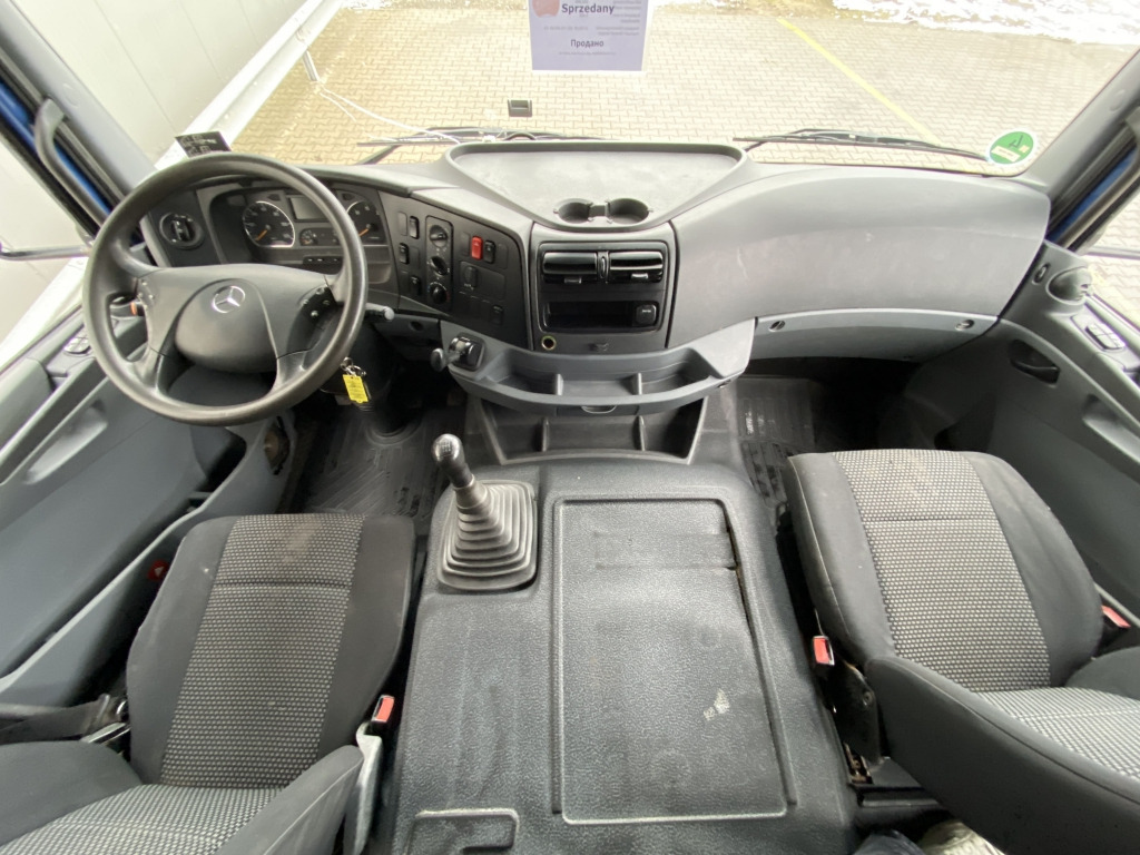 Camião de caixa aberta/ Plataforma Mercedes-Benz 1829 LL Axor: foto 16