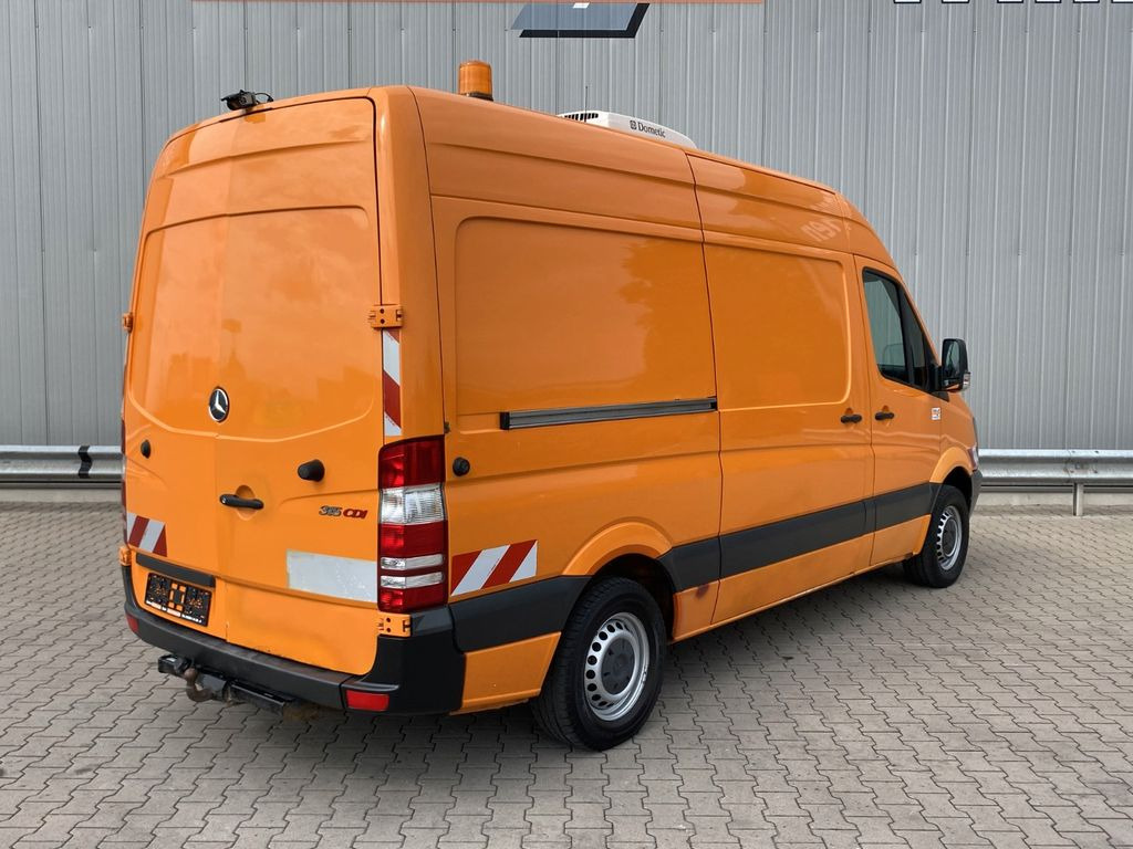 Mercedes-Benz 315 CDI Kamerawagen| PC-Setup*Standklima*RFK*AHK - Minibus, Furgão de passageiros: foto 5 Mercedes-Benz 315 CDI Kamerawagen| PC-Setup*Standklima*RFK*AHK - Minibus, Furgão de passageiros: foto 5