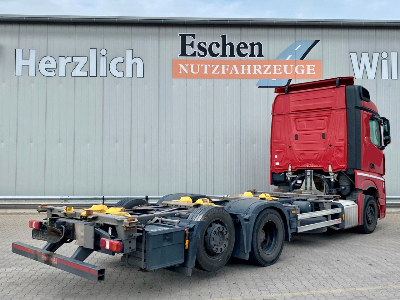 Mercedes-Benz Actros 2546 LL 6x2 | SDG-Multi*Retarder*Navi*AHK - Camião transportador de contêineres/ Caixa móvel: foto 3 Mercedes-Benz Actros 2546 LL 6x2 | SDG-Multi*Retarder*Navi*AHK - Camião transportador de contêineres/ Caixa móvel: foto 3