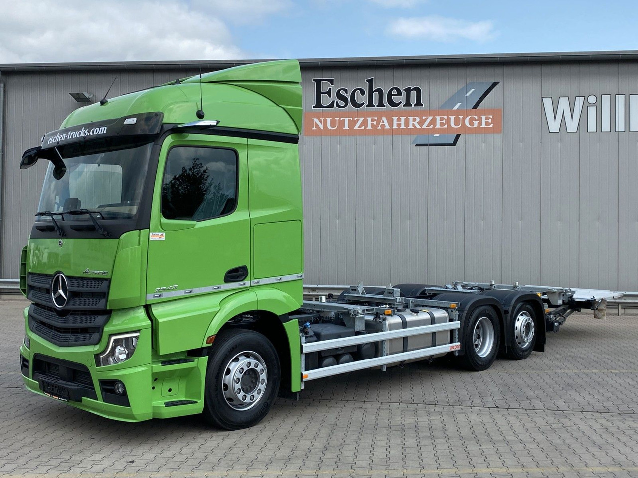 Mercedes-Benz Actros MP5 2542| OHNE EZ*BÄR LBW 2,00to. faltbar - Camião transportador de contêineres/ Caixa móvel: foto 1 Mercedes-Benz Actros MP5 2542| OHNE EZ*BÄR LBW 2,00to. faltbar - Camião transportador de contêineres/ Caixa móvel: foto 1