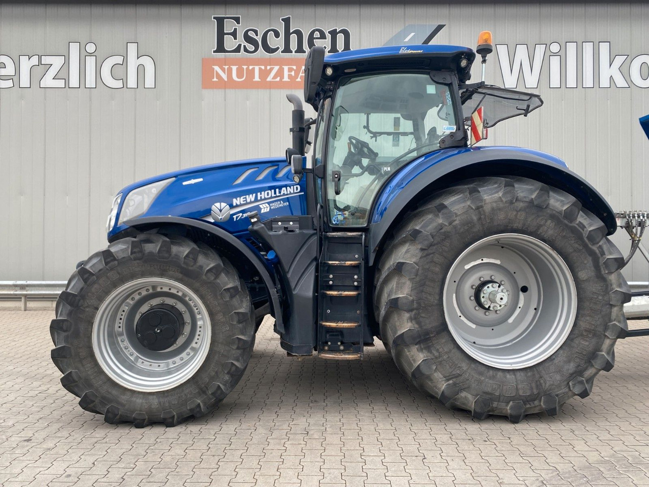 New Holland T7.315 AC 4x4 | Fronthydraulik*LoadSensing*Klima - Trator: foto 3 New Holland T7.315 AC 4x4 | Fronthydraulik*LoadSensing*Klima - Trator: foto 3