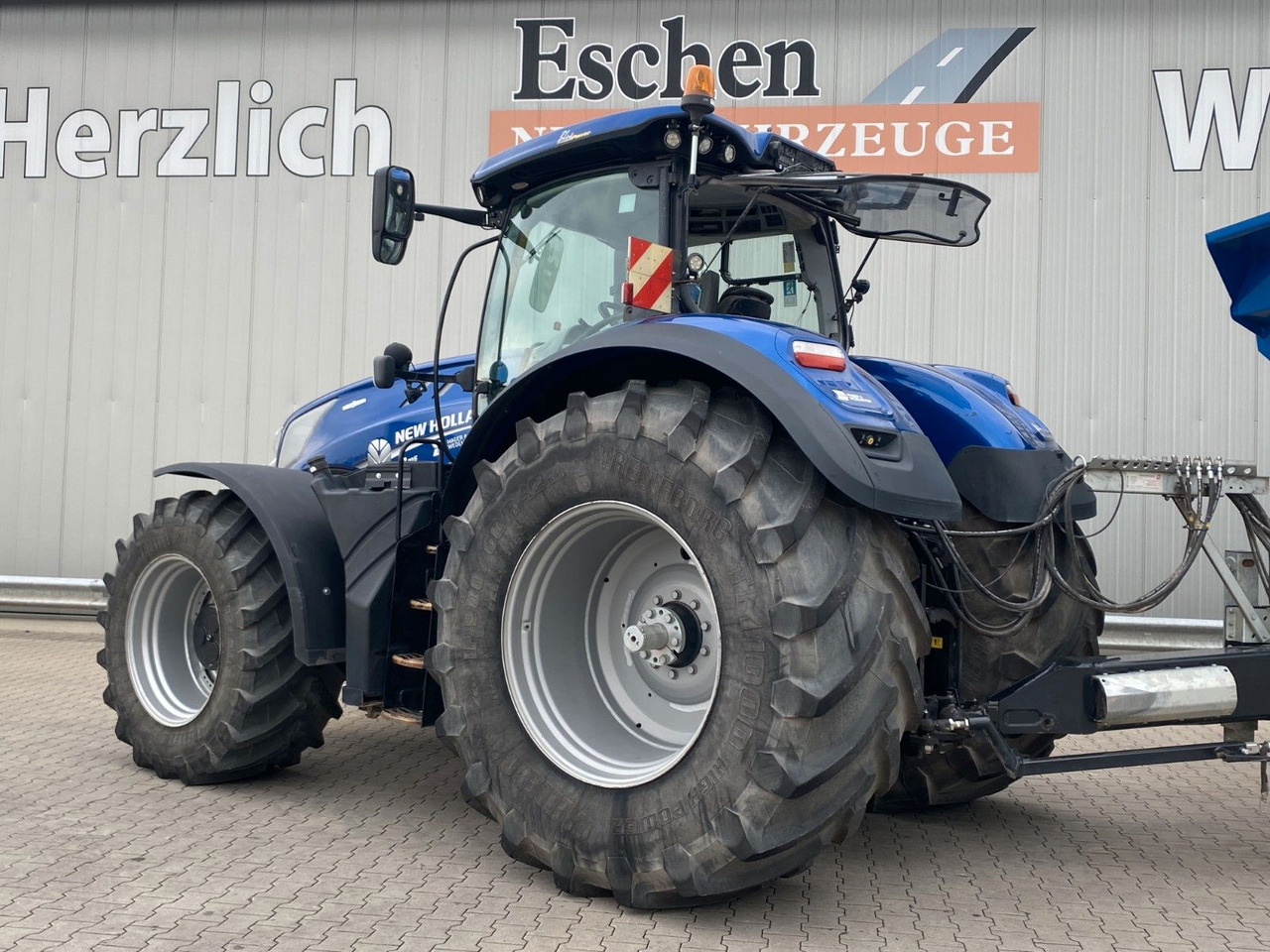 New Holland T7.315 AC 4x4 | Fronthydraulik*LoadSensing*Klima - Trator: foto 4 New Holland T7.315 AC 4x4 | Fronthydraulik*LoadSensing*Klima - Trator: foto 4